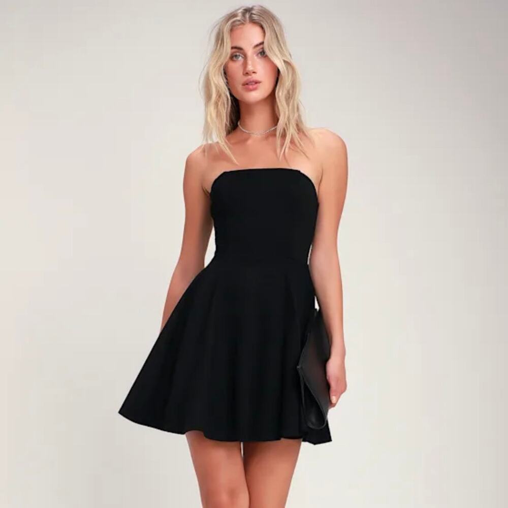 NWT Lulus Womens Black Strapless Skater Dress Size S Mini Twirl Party Prom
